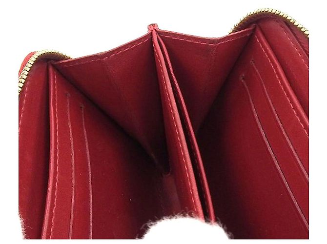 Monedero Zippy de cuero patentado M93608 de Louis Vuitton Roja Burdeos - vista 7