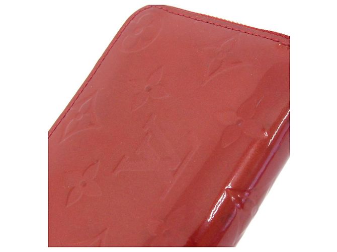 Monedero Zippy de cuero patentado M93608 de Louis Vuitton Roja Burdeos - vista 8