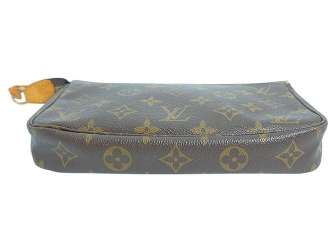 Louis Vuitton Monogram Pochette Accessoires Brown - view 4
