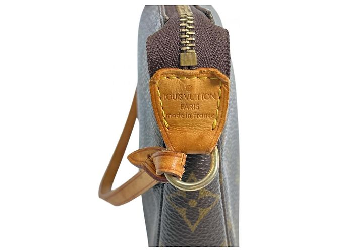 Louis Vuitton Monogram Pochette Accessoires Brown - view 8