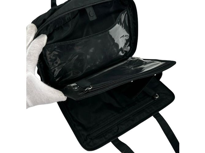 Bolsa de nylon Prada em preto e marrom - vista 11