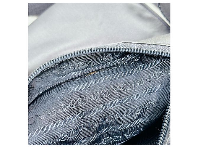 Pochette in satin grigio Prada Marrone - vista 8