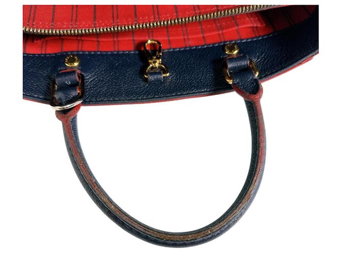 Borsa a Spalla Montaigne BB di Louis Vuitton Rosso - vista 9