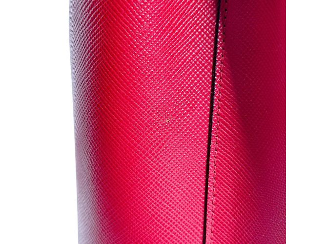 Prada rote Saffiano-Leder-Handtasche - Ansicht 10
