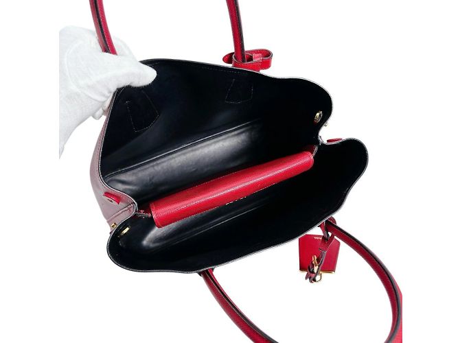 Prada rote Saffiano-Leder-Handtasche - Ansicht 11