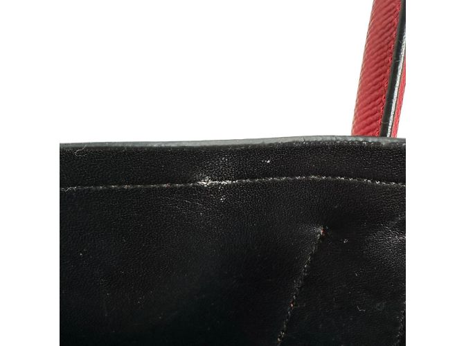 Prada rote Saffiano-Leder-Handtasche - Ansicht 16