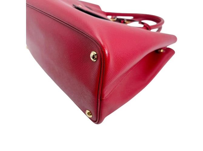 Prada rote Saffiano-Leder-Handtasche - Ansicht 6