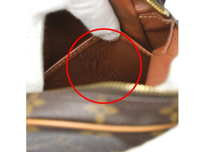 Bolsa de Ombro Monogram Danube Louis Vuitton Marrom - vista 14