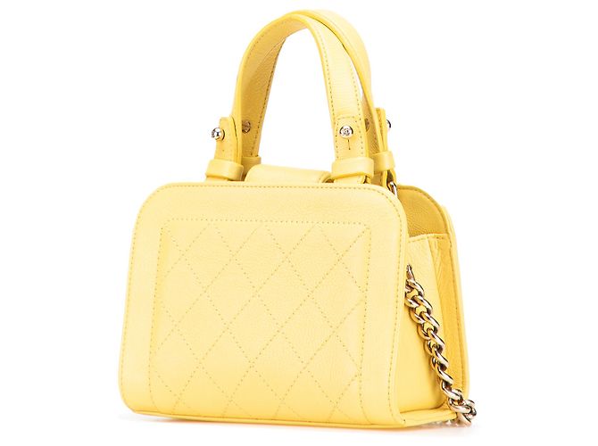 Borsa shopping Chanel Mini in pelle di vitello gialla con etichetta Click Giallo - vista 2