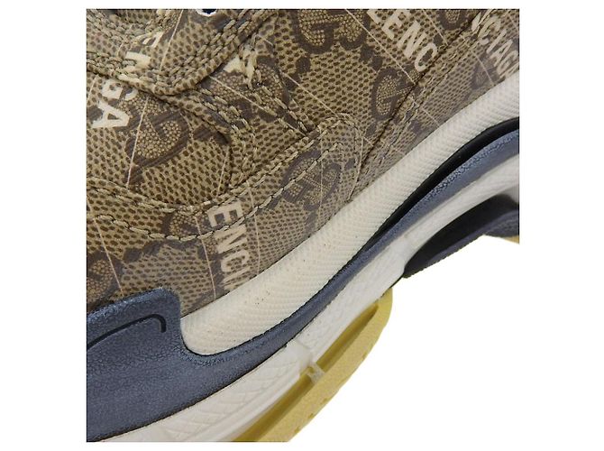 Sneakers Triple S Gucci x Balenciaga 677192 - vista 7