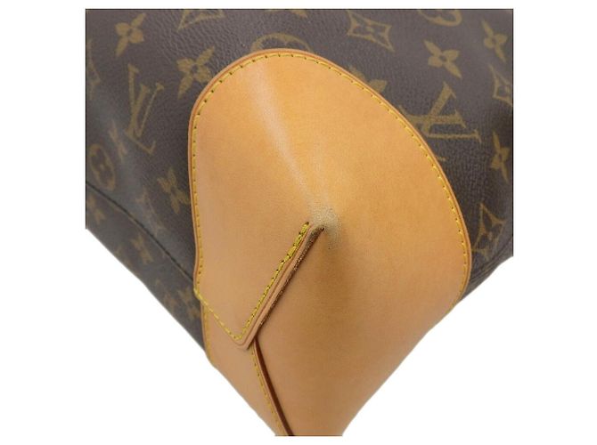 Louis Vuitton Monogram Berry PM Shoulder Bag Brown - view 4