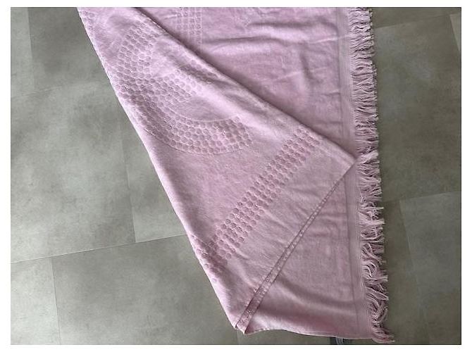 Toalla de baño Chanel rosa de algodón con logo CC - vista 5