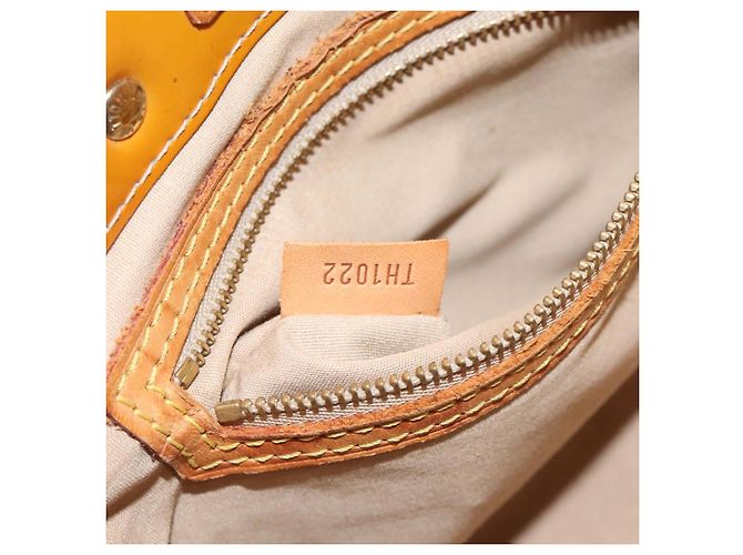 LOUIS VUITTON Monogram Vernis Reade PM Borsa a Mano Beige M91334 LV Auth BA3837 - vista 12