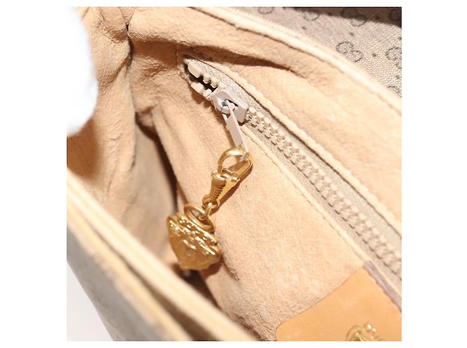 Gucci Borsa a spalla Micro GG Supreme in PVC beige e oro 49 001 5548 Auth BA3774 D'oro - vista 20