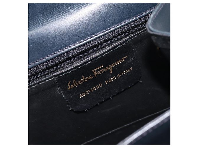 Borsa a mano Salvatore Ferragamo in pelle nera e oro Auth BA3911 Nero D'oro - vista 16