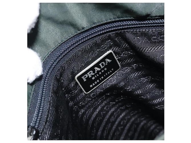 Borsa Tote PRADA in nylon verde argento Auth bs27520 - vista 15