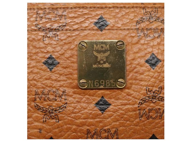 Borsa a spalla MCM Logogram Vicetos in pelle PVC marrone Auth BA3979 - vista 15