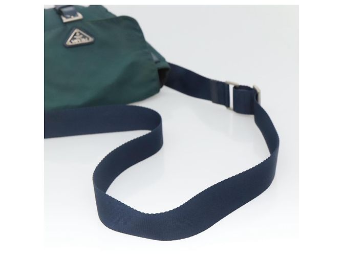 Borsa a Spalla PRADA in Nylon Verde Auth 127874 - vista 7