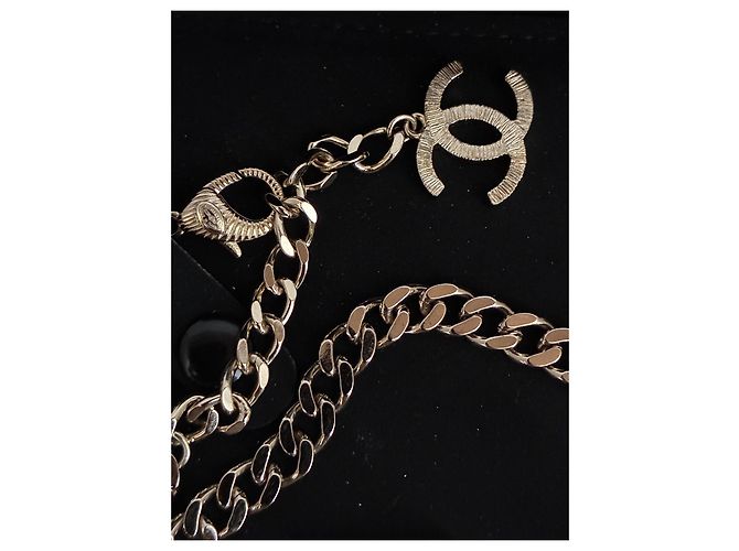 Collana lunga Chanel con perle e placca in vetro corallo Argento - vista 5