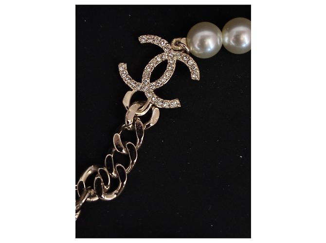 Collana lunga Chanel con perle e placca in vetro corallo Argento - vista 9