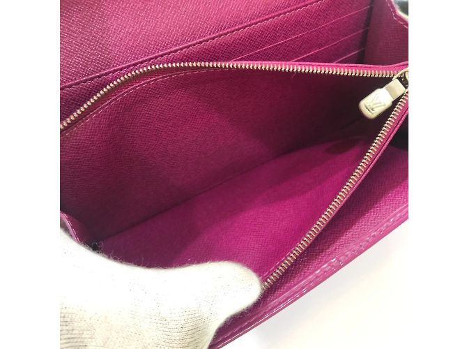 Cartera larga de cuero Epi Louis Vuitton Púrpura Fucsia - vista 11