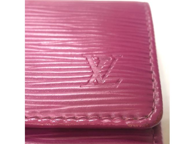 Cartera larga de cuero Epi Louis Vuitton Púrpura Fucsia - vista 6