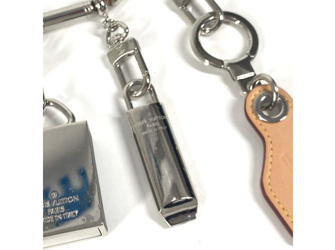 Collana con lucchetto in titanio logo Monogram Louis Vuitton Argento - vista 4