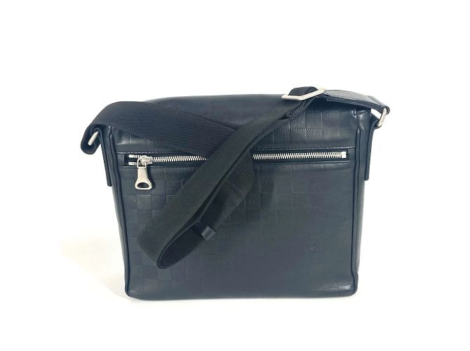 Bolsa District PM Damier Infini Louis Vuitton Preto - vista 2