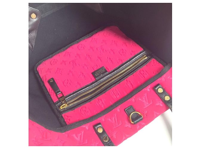 Borsa tote Scuba MM della linea Cruise di Louis Vuitton M92802 Nero Rosa - vista 14