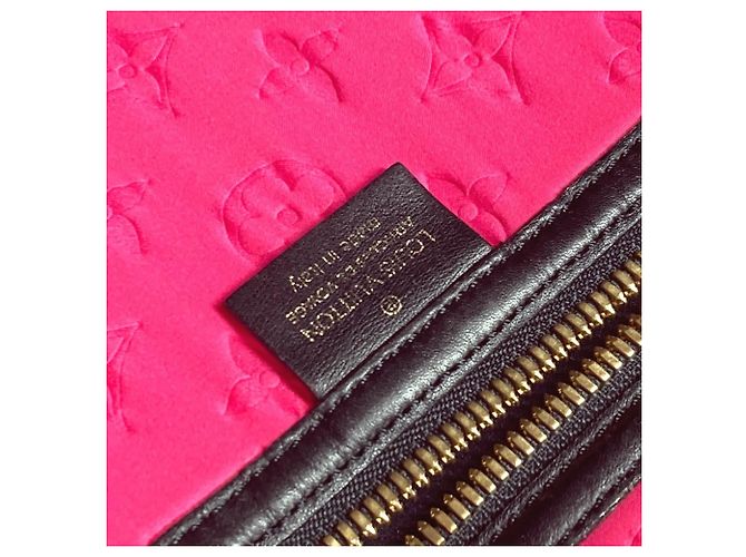 Borsa tote Scuba MM della linea Cruise di Louis Vuitton M92802 Nero Rosa - vista 15
