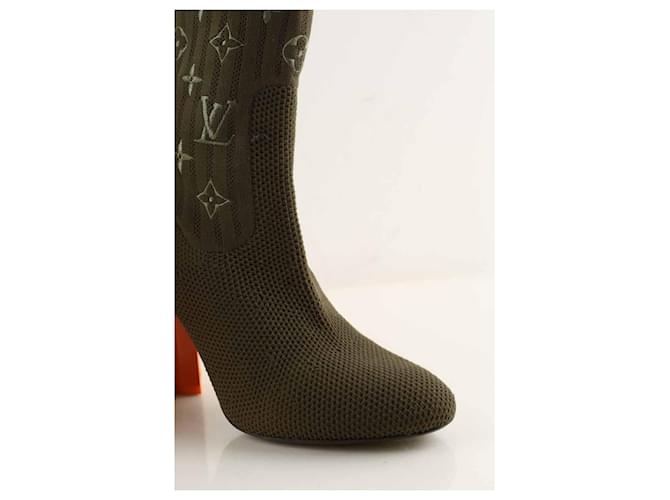 Louis Vuitton Botas caqui - vista 4