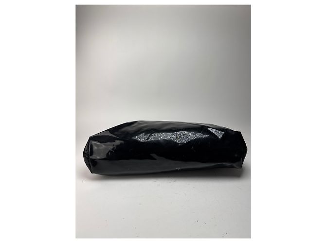 Céline Vintage Celine Paris Ringtasche aus schwarzem Lackleder - Ansicht 10
