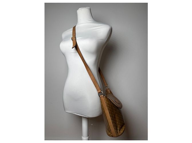 Céline Vintage Celine Triomphe Monogramm Leder Tasche in Gold und Braun Golden - Ansicht 8