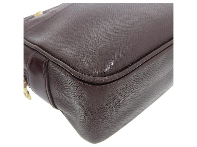 Clutch Kaluga Taiga Louis Vuitton M30816 Rosso - vista 4