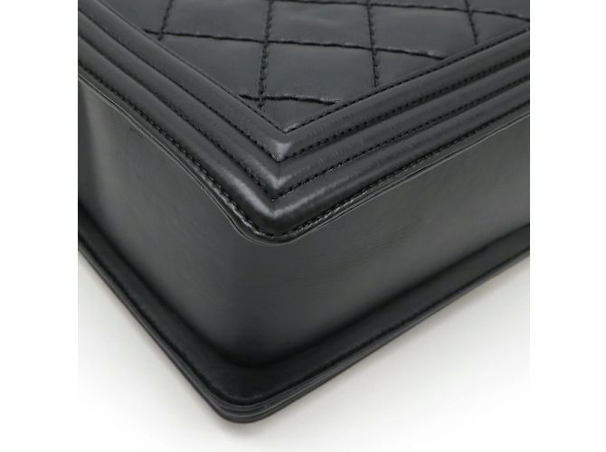 Chanel Boy Chanel 30 Grande Borsa a Spalla Matelassé Nero - vista 4