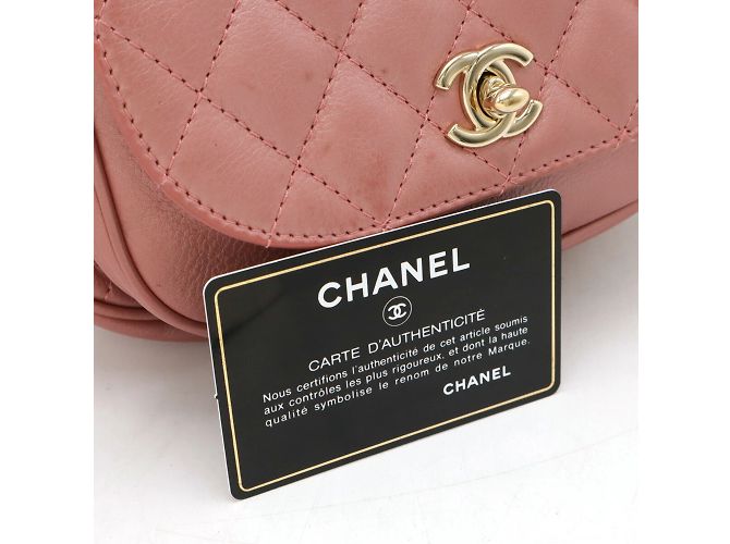 Borsa a tracolla in pelle rosa Matelassé di Chanel - vista 10
