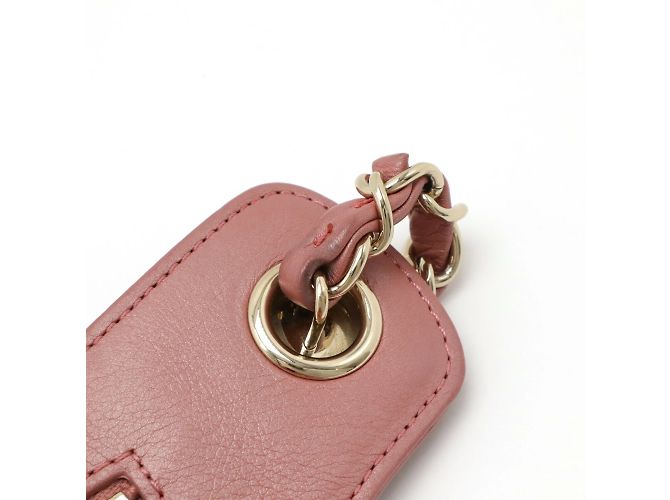 Borsa a tracolla in pelle rosa Matelassé di Chanel - vista 6