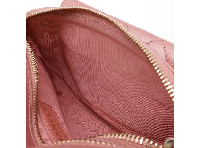 Borsa a tracolla in pelle rosa Matelassé di Chanel - vista 7