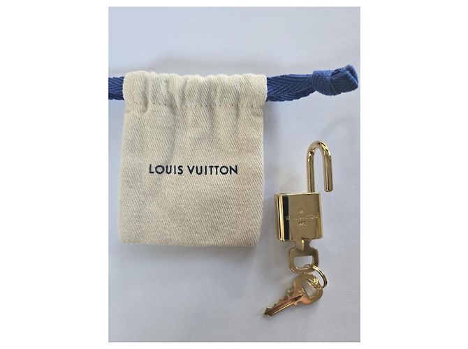 Catenaccio dorato Louis Vuitton N°304 D'oro - vista 5