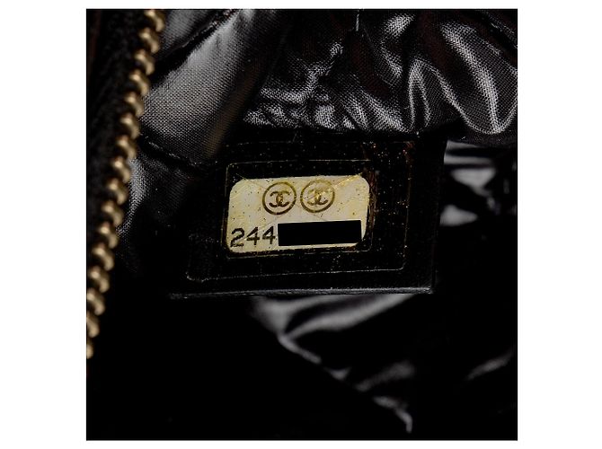 Gabrielle Chanel O-Case medio in pelle di agnello Camelia Nero - vista 4