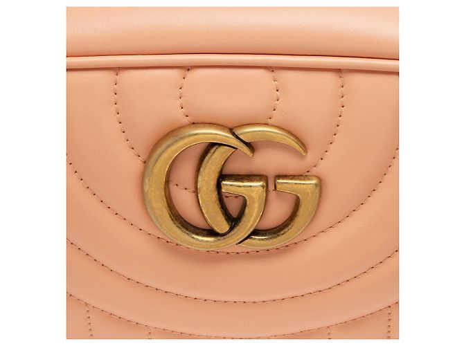 Borsa a spalla piccola Gucci Matelassé in pelle GG Marmont verticale con anello - vista 9