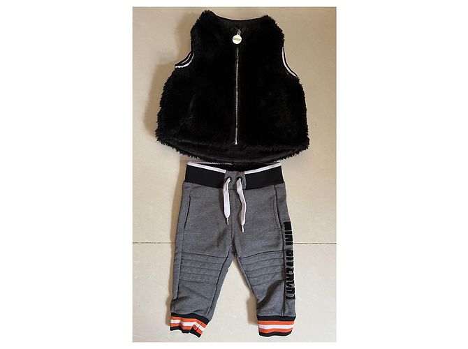 Givenchy Weste aus Kunstpelz Schwarz 9m - Ansicht 9