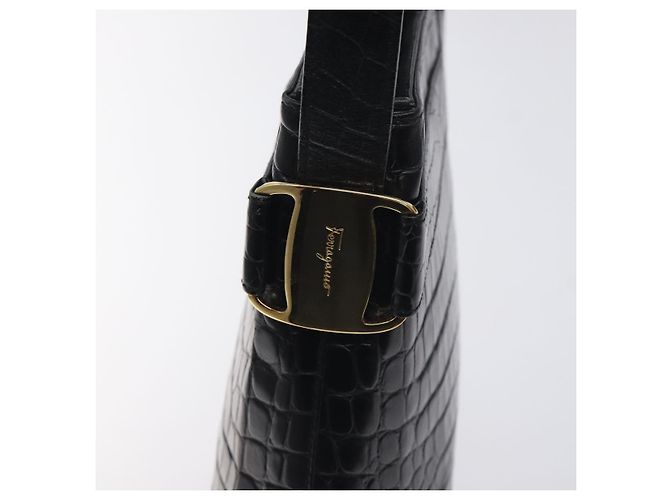 Borsa a spalla Salvatore Ferragamo in pelle nera e oro Auth 127848 Nero D'oro - vista 14