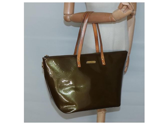 LOUIS VUITTON Bolsa Bellevue GM Monogram Vernis Vela bronce M93674 LV Auth 129894 - vista 21