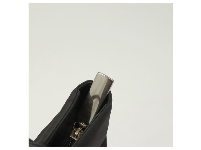 Borsa a spalla Salvatore Ferragamo in nylon nero argento autentica bs27182 - vista 14