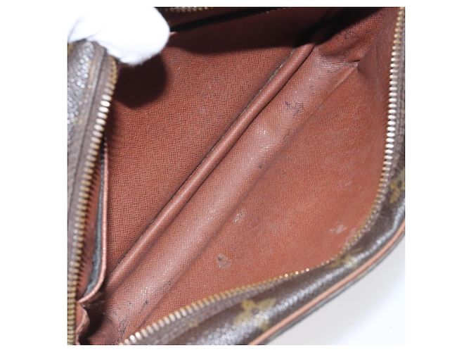 LOUIS VUITTON Monogram Compiegne 23 Clutch Bag M51847 LV Auth 129306 - view 9