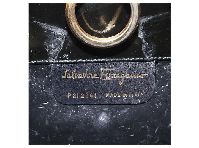 Borsa a Spalla Gancini Chain di Salvatore Ferragamo Smalto Nero Oro Auth 128633 - vista 15