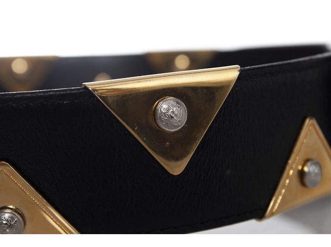 Gianni Versace, Cinturón de cuero con aplicaciones de triángulo dorado Negro - vista 7