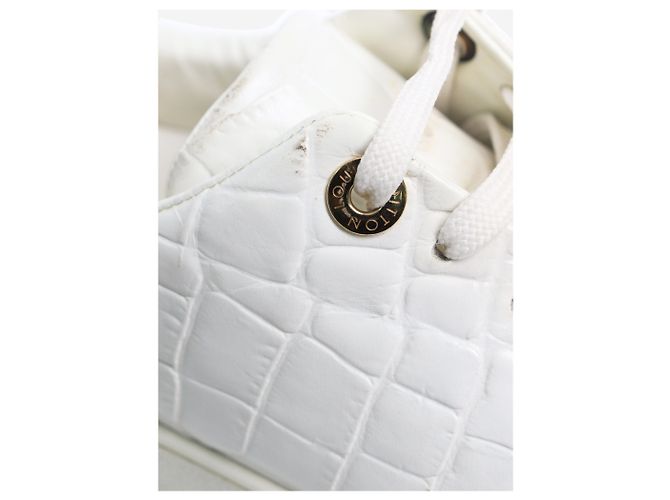 Louis Vuitton Baskets blanches à motif crocodile - taille EU 36 - vue 4
