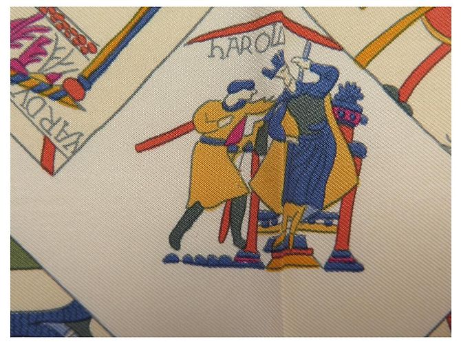 Hermès SCARF HERMES IN ONORE DI GUILLAUME DUBIGEON 90 SETA ARANCIONE - vista 11